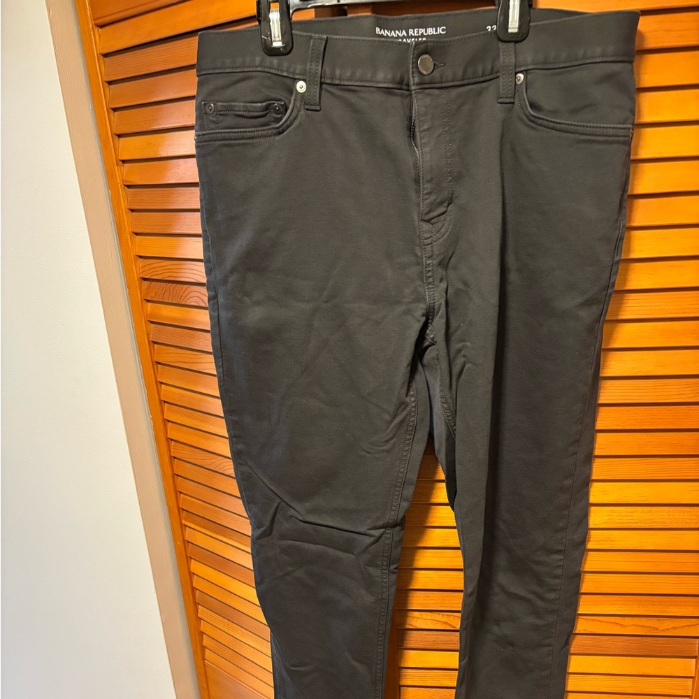 Banana Republic Traveler Pant, dark grey, 33x34
